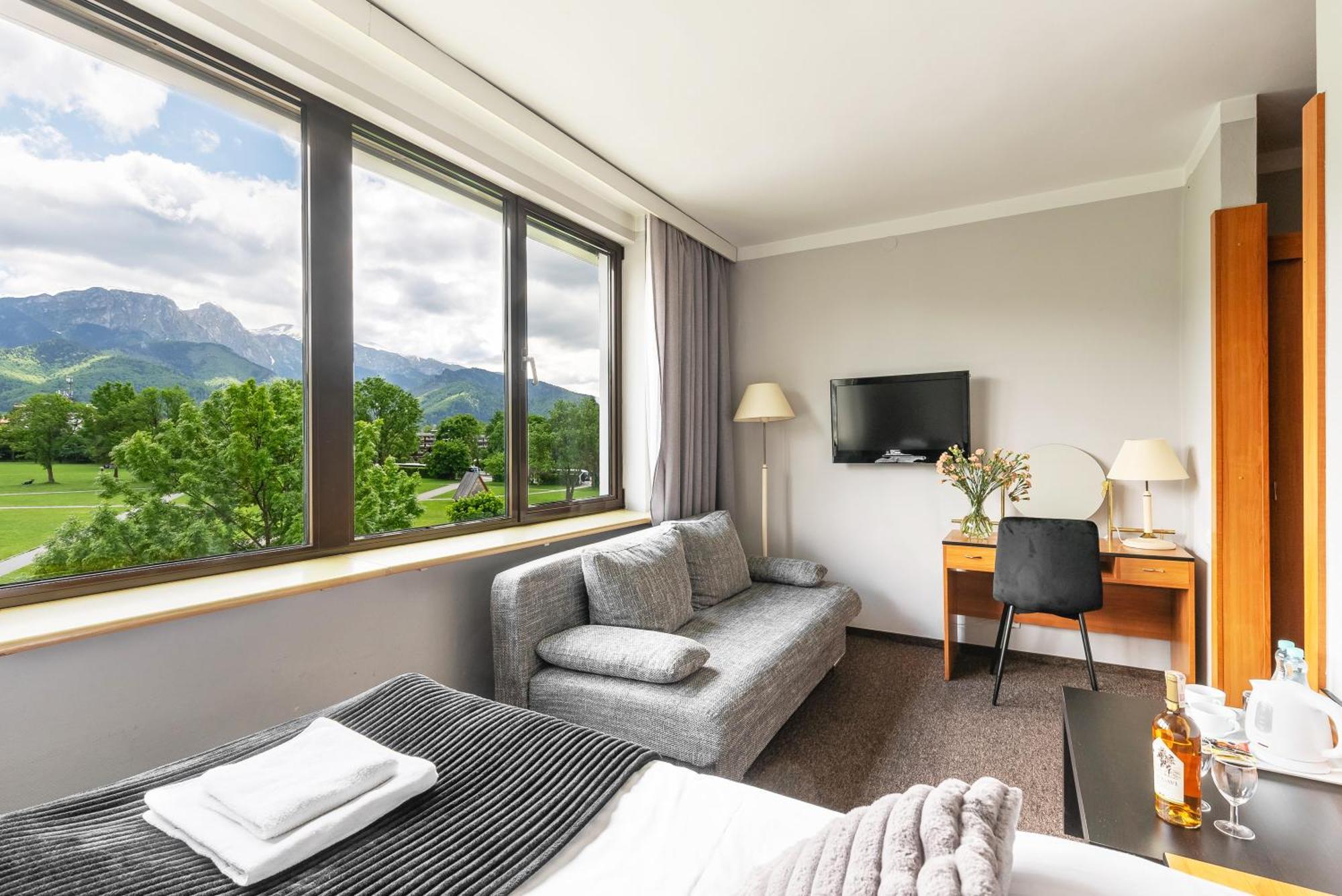 Hotel Helios 300M Od Krupowek Nowy Basen Od 12 Lipca Zakopane Zewnętrze zdjęcie